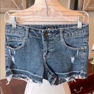 lei Blue Jean Shorts with Distressed Cut-Off Style